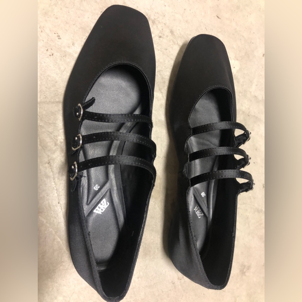 Zara flat